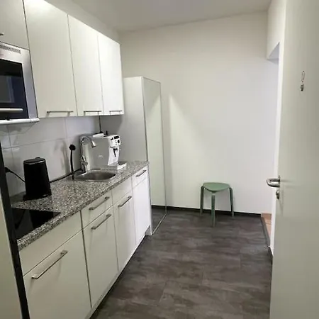 Apartament Oase Im Belebten Viertel - 21 - Kueche, Boxspringbett Und Kaffeevollautomat